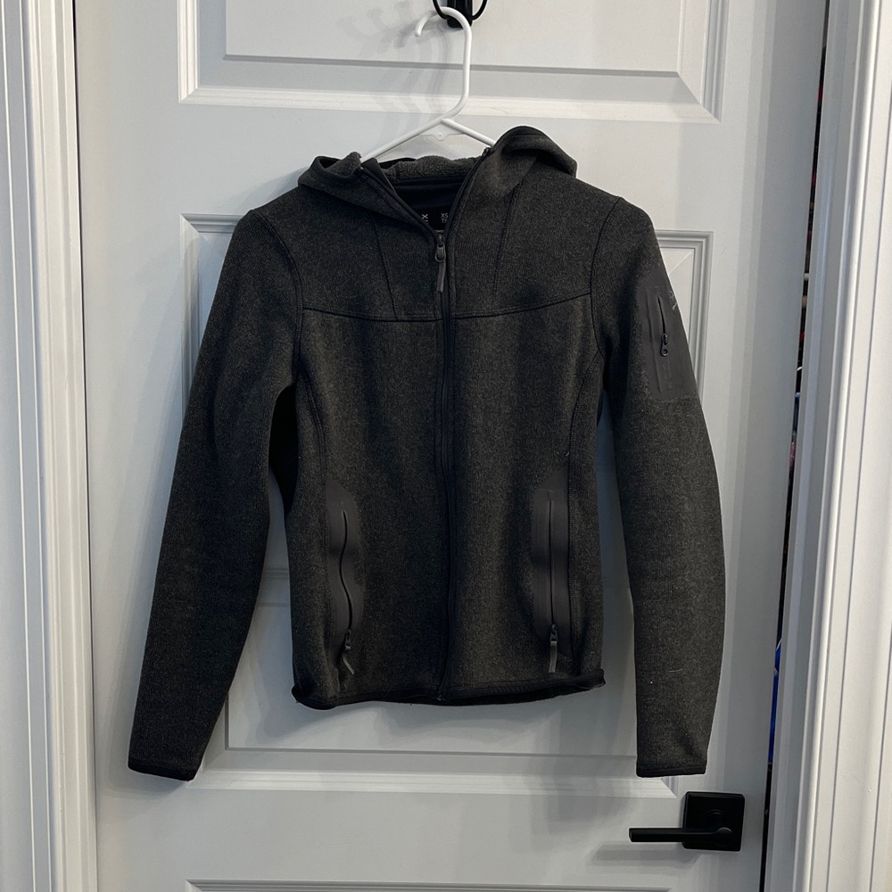 Arc'teryx Women's Black Hooded Sweater